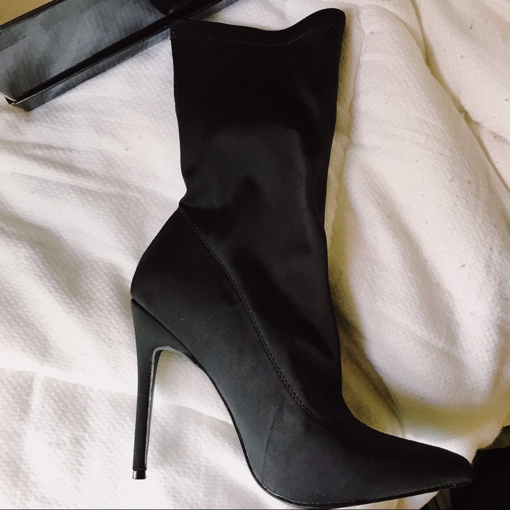 Pretty Little Thing Black Stiletto Booties
